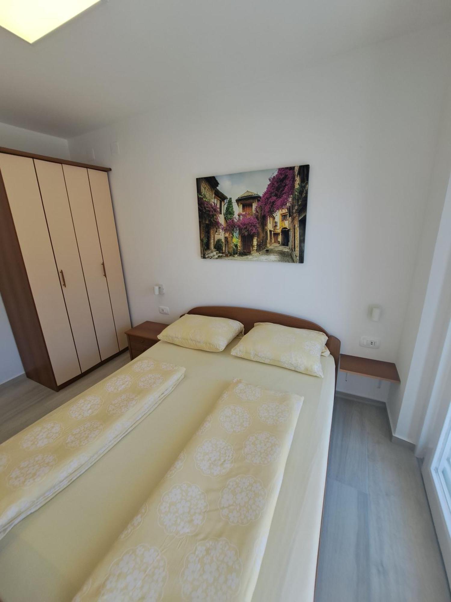 מאלינסקה Apartmani Totic מראה חיצוני תמונה